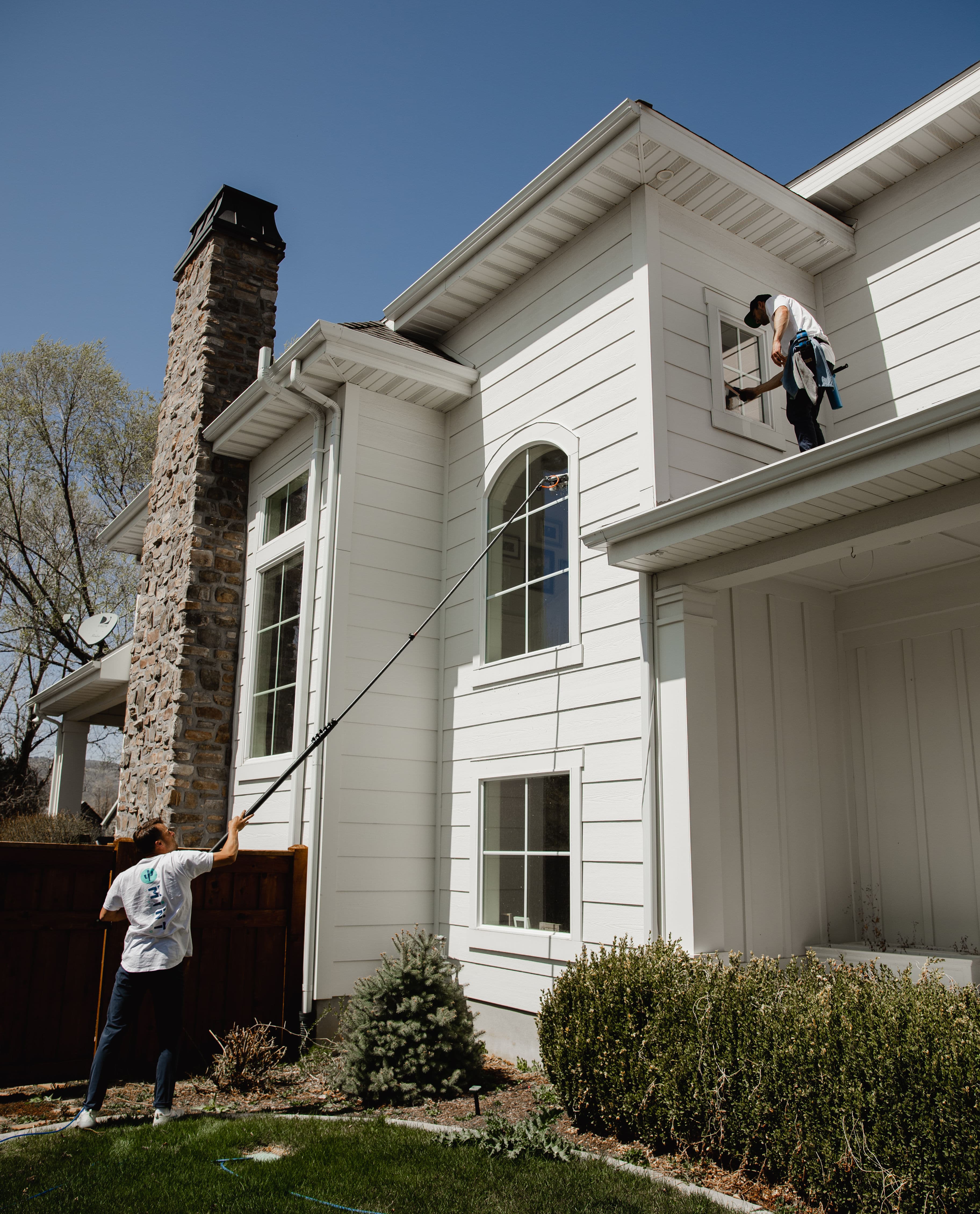 Featured post - Top 7 Post-Holiday Window Cleaning Questions Every Las Vegas Homeowner Asks